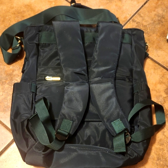 Lovevook 17" Travel Backpack - Picture 7 of 9